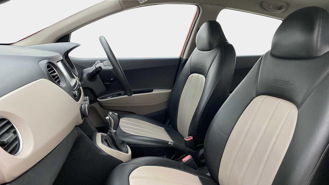 2018 Hyundai Grand i10 SPORTZ AT 1.2 KAPPA VTVT, Petrol, Automatic, 50,840 km, Right Side Front Door Cabin