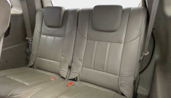 2015 Mahindra XUV500 W8, Diesel, Manual, 69,684 km, Third Seat Row ( optional )