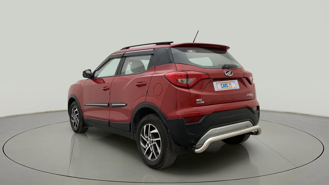 2022 Mahindra XUV300 W8 (O) 1.2 PETROL AMT, Petrol, Automatic, 11,926 km, Left Back Diagonal