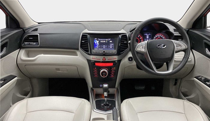 2022 Mahindra XUV300 W8 (O) 1.2 PETROL AMT, Petrol, Automatic, 11,926 km, Dashboard