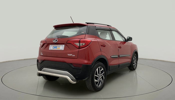 2022 Mahindra XUV300 W8 (O) 1.2 PETROL AMT, Petrol, Automatic, 11,926 km, Right Back Diagonal