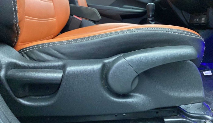 2018 Honda WR-V 1.2L I-VTEC VX MT, Petrol, Manual, 60,682 km, Driver Side Adjustment Panel