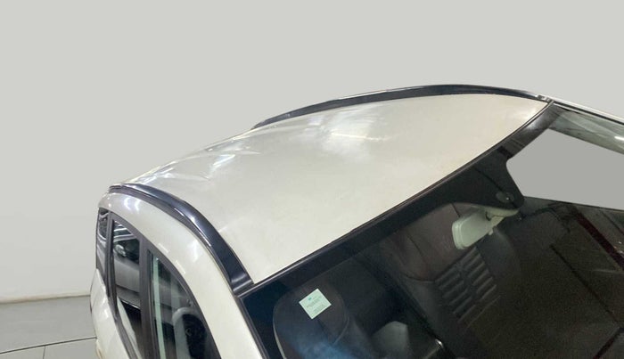 2020 Mahindra XUV500 W7, Diesel, Manual, 28,382 km, Roof