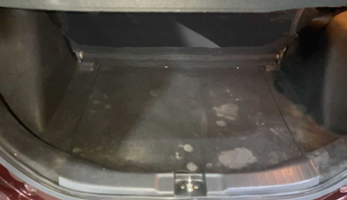 2017 Honda Jazz 1.2L I-VTEC SV, Petrol, Manual, 40,565 km, Boot Inside