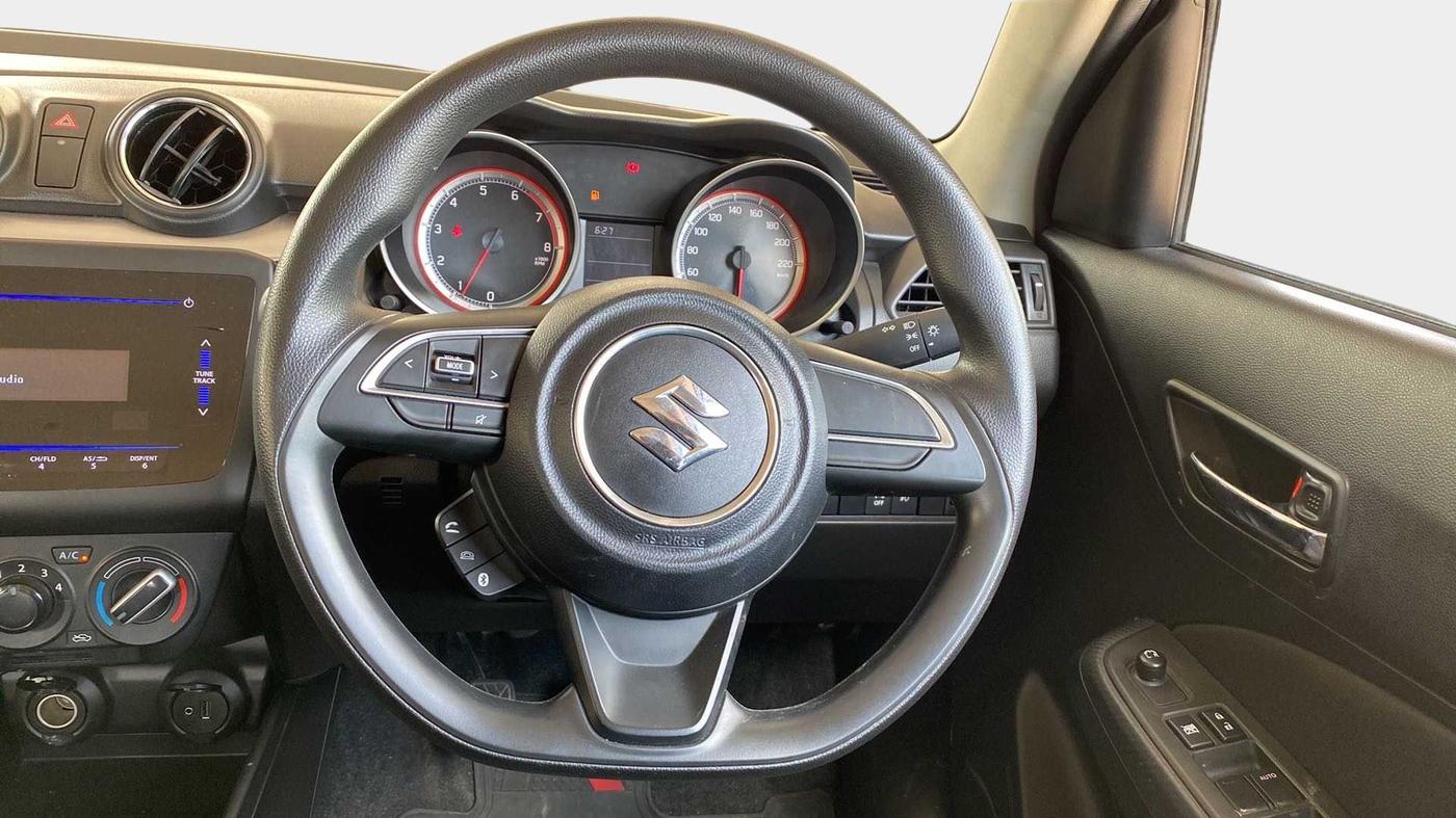 2022 Maruti Swift VXI, Petrol, Manual, 21,961 km, Steering Wheel Close Up