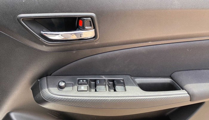 2022 Maruti Swift VXI, Petrol, Manual, 21,961 km, Driver Side Door Panels Control