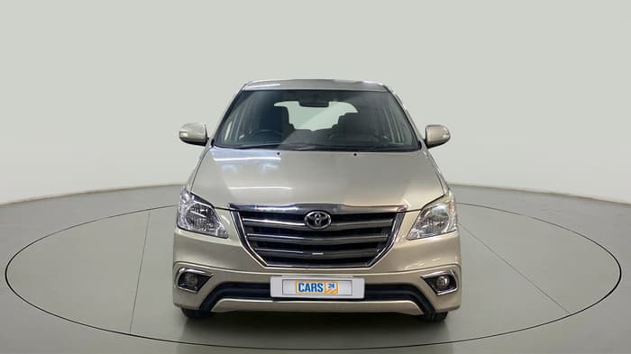 2015 Toyota Innova 2.5 VX 7 STR, Diesel, Manual, 1,06,906 km, Front