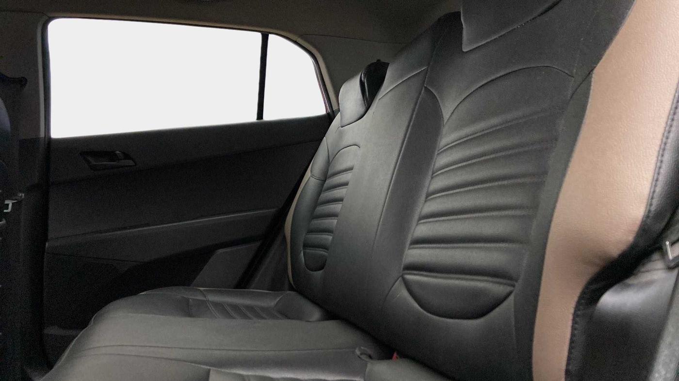 2017 Hyundai Creta E PLUS 1.6 PETROL, Petrol, Manual, 55,551 km, Right Side Rear Door Cabin