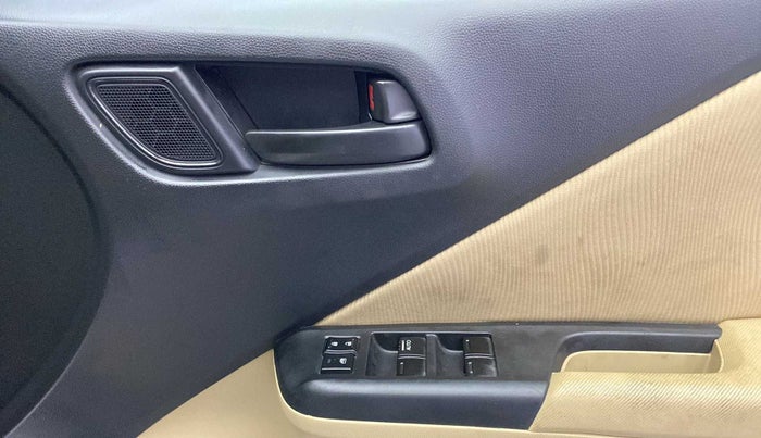2015 Honda City 1.5L I-VTEC SV, Petrol, Manual, 95,642 km, Driver Side Door Panels Control