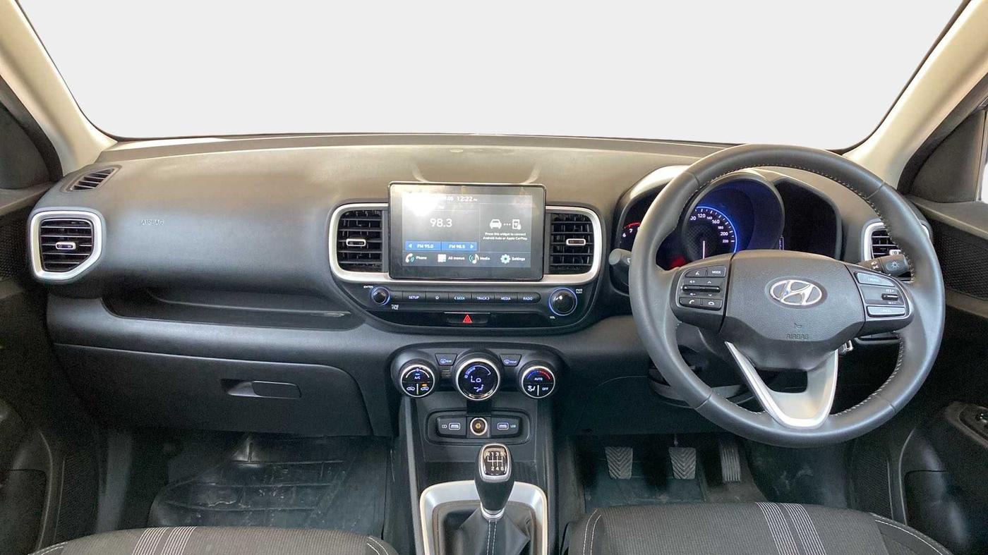 2022 Hyundai VENUE SX 1.0 TURBO, Petrol, Manual, 30,590 km, Dashboard