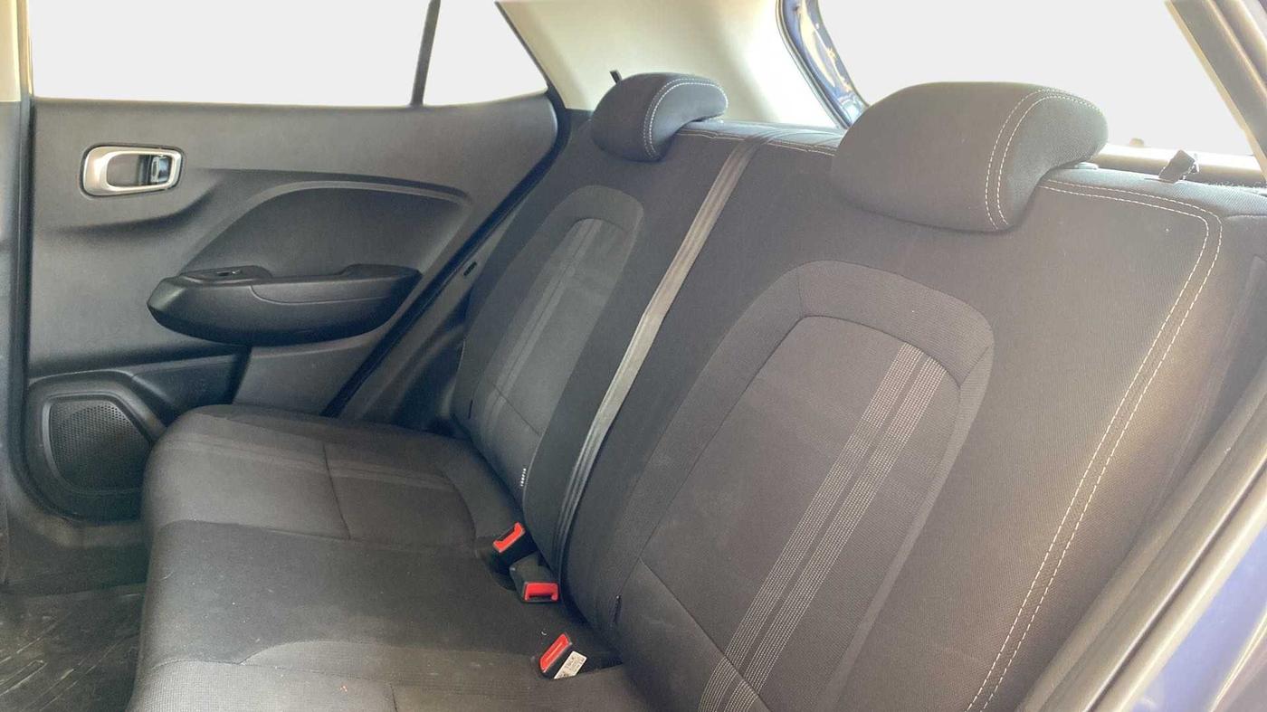 2022 Hyundai VENUE SX 1.0 TURBO, Petrol, Manual, 30,590 km, Right Side Rear Door Cabin
