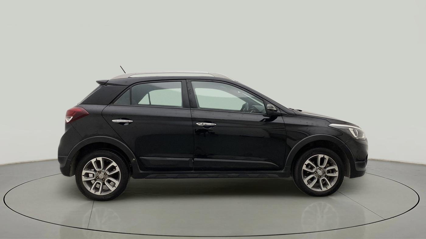 2017 Hyundai i20 Active 1.4 SX, Diesel, Manual, 97,947 km, Right Side View