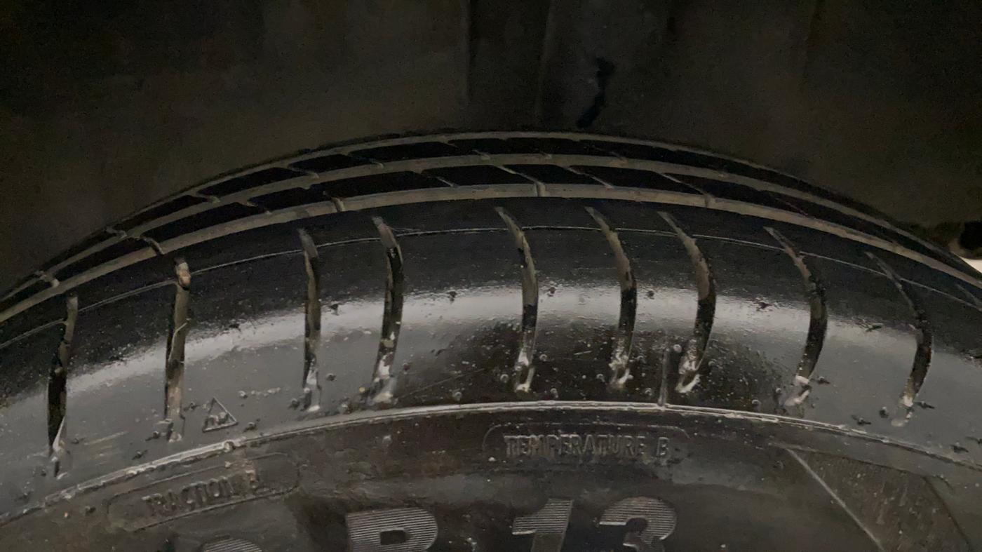 2018 Renault Kwid RXT 1.0 (O), Petrol, Manual, 72,816 km, Left Rear Tyre Tread