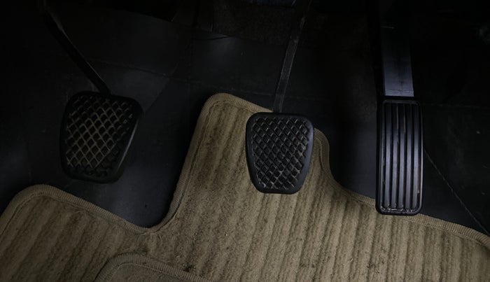 2018 Honda Amaze 1.2L I-VTEC VX, CNG, Manual, 9,032 km, Pedals