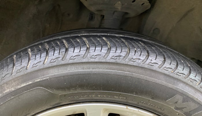 2018 Honda Amaze 1.2L I-VTEC VX, CNG, Manual, 9,032 km, Right Front Tyre Tread