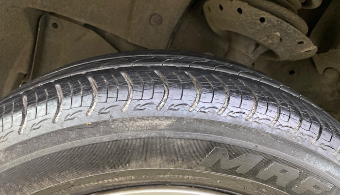 2018 Honda Amaze 1.2L I-VTEC VX, CNG, Manual, 9,032 km, Left Front Tyre Tread