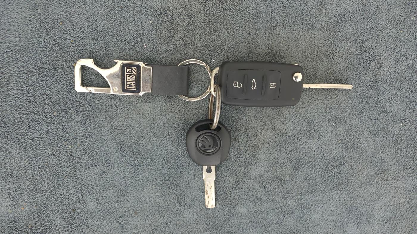 2020 Skoda Rapid AMBITION TSI, Petrol, Manual, 46,491 km, Key Close Up