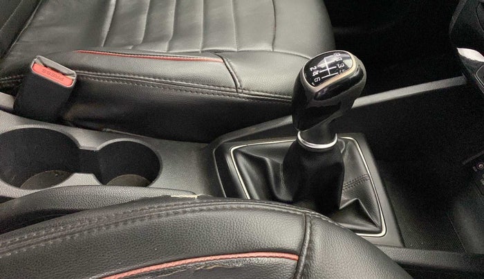 2016 Hyundai Elite i20 ASTA 1.4 CRDI (O), Diesel, Manual, 82,220 km, Gear Lever