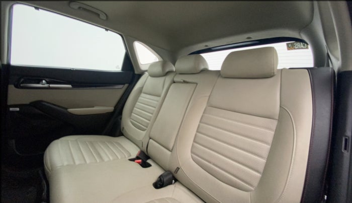 2020 KIA SELTOS GTX PLUS DCT 1.4 PETROL, Petrol, Automatic, 69,238 km, Right Side Rear Door Cabin