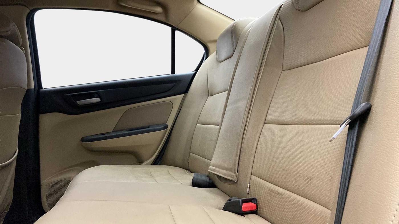 2019 Honda Amaze 1.2L I-VTEC S, CNG, Manual, 47,429 km, Right Side Rear Door Cabin
