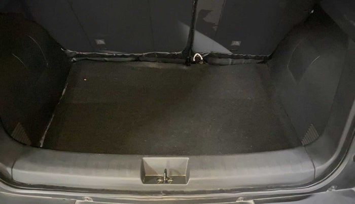 2021 Nissan MAGNITE XV PREMIUM TURBO, Petrol, Manual, 25,553 km, Boot Inside