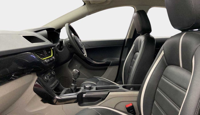 2018 Tata NEXON KRAZ PLUS PETROL, Petrol, Manual, 36,065 km, Right Side Front Door Cabin