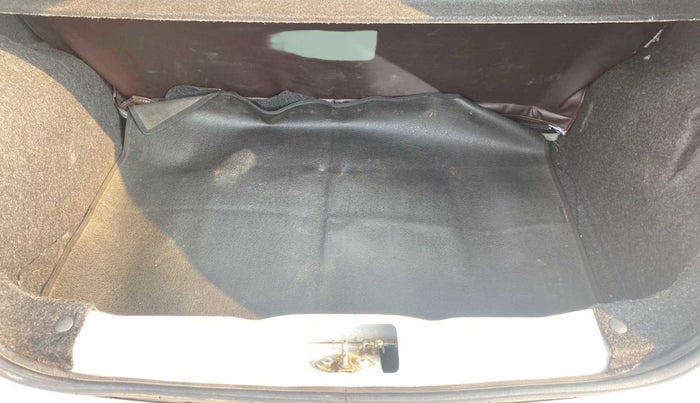 2015 Datsun Go T, Petrol, Manual, 1,05,938 km, Boot Inside