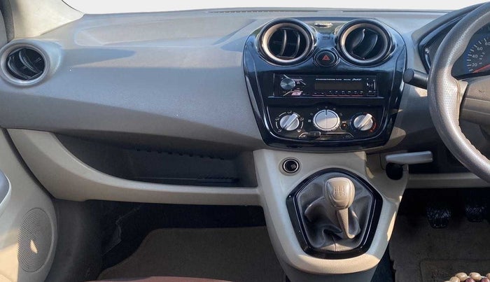2015 Datsun Go T, Petrol, Manual, 1,05,938 km, Steering Wheel Close Up