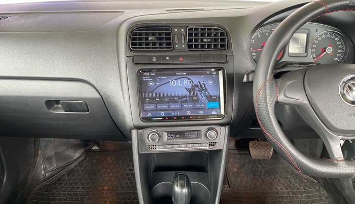 2021 Volkswagen Polo COMFORTLINE 1.0L TSI AT, Petrol, Automatic, 29,995 km, Air Conditioner