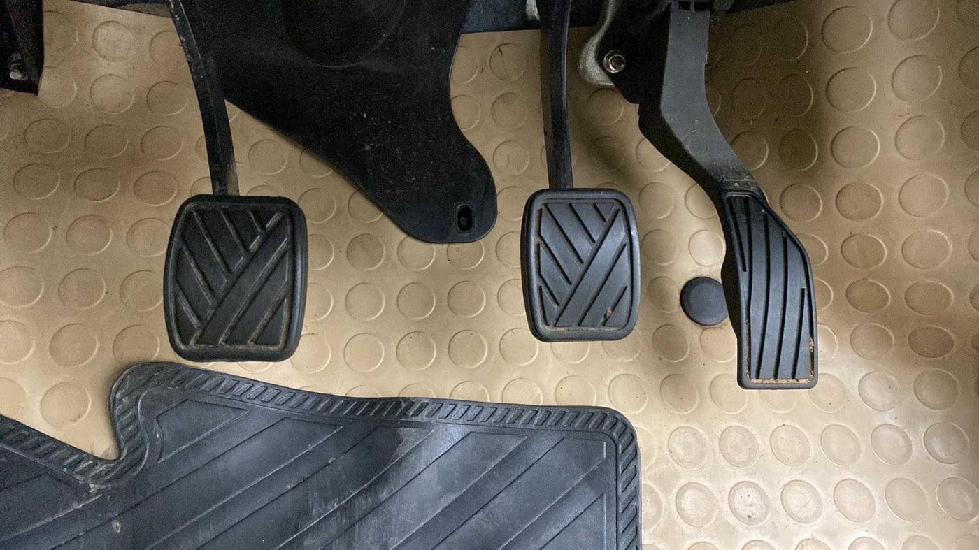 2015 Maruti Ertiga VDI ABS, Diesel, Manual, 28,898 km, Pedals