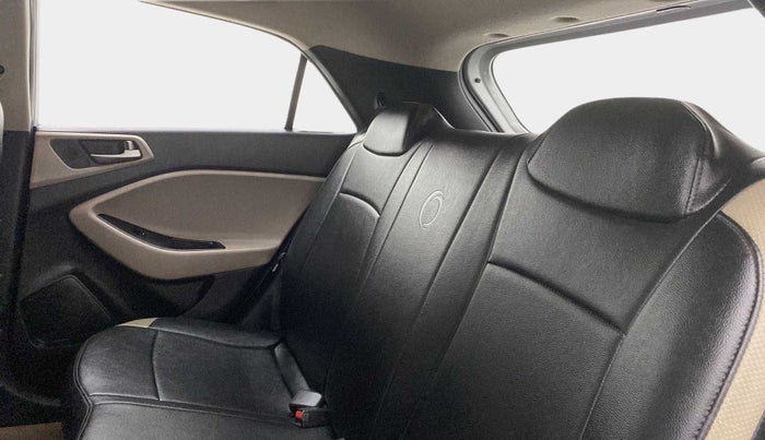 2016 Hyundai Elite i20 SPORTZ 1.2, Petrol, Manual, 36,836 km, Right Side Rear Door Cabin
