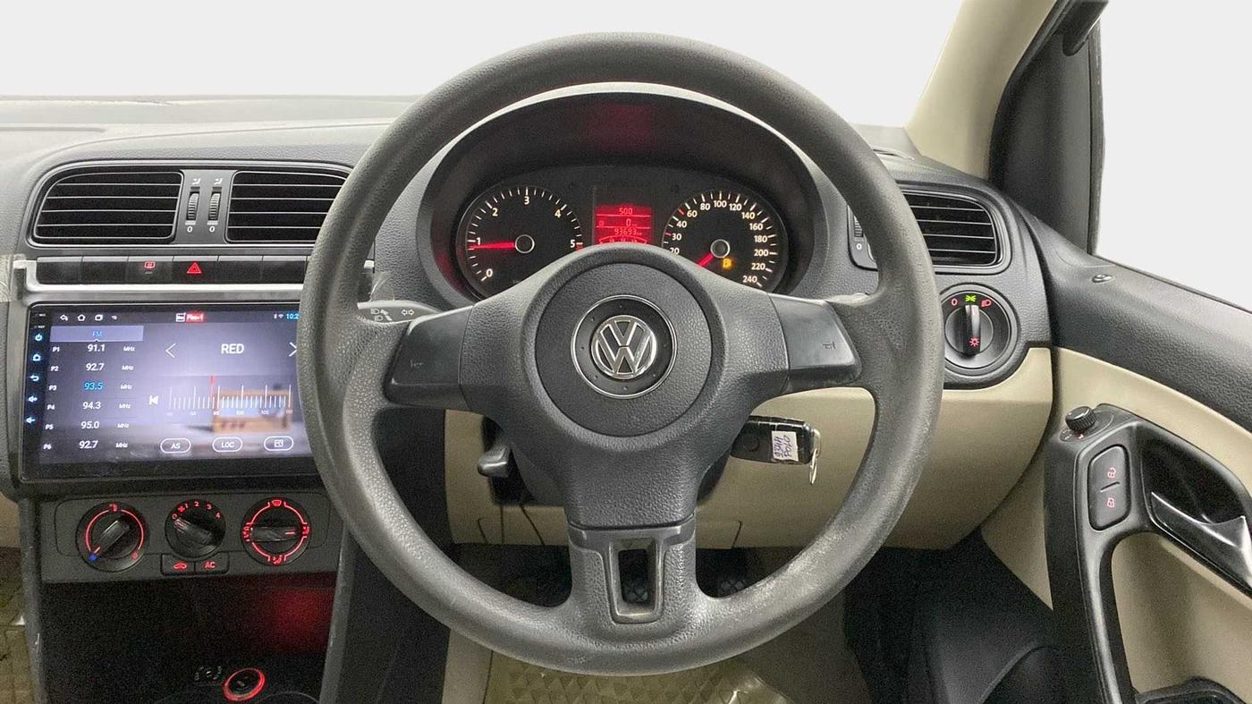 2012 Volkswagen Polo COMFORTLINE 1.2L, Diesel, Manual, 93,691 km, Steering Wheel Close Up