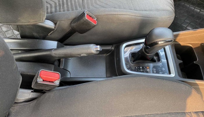 2018 Maruti Swift VXI AMT, Petrol, Automatic, 29,219 km, Gear Lever
