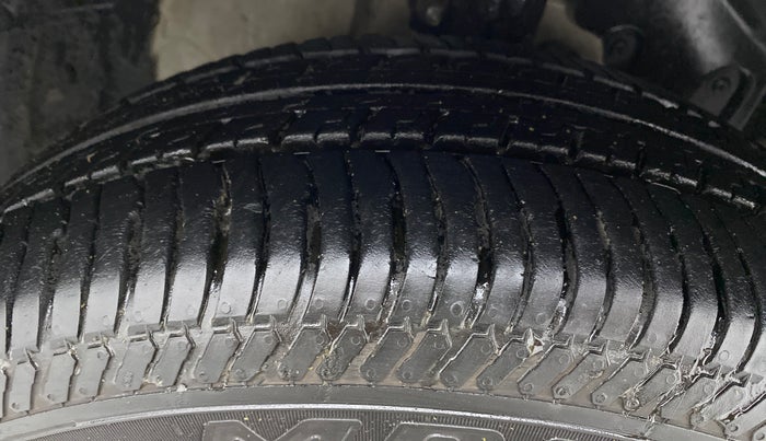 2016 Ford Ecosport TITANIUM 1.5L DIESEL, Diesel, Manual, 85,341 km, Right Front Tyre Tread