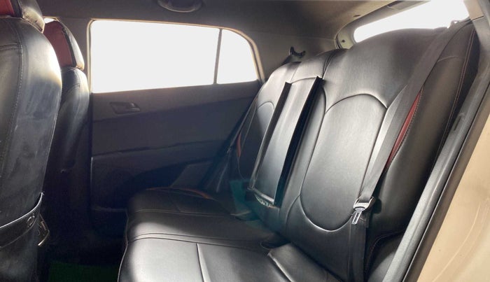 2017 Hyundai Creta E PLUS 1.6 PETROL, Petrol, Manual, 63,704 km, Right Side Rear Door Cabin