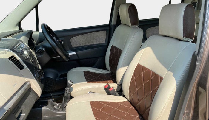 2015 Maruti Wagon R 1.0 VXI, Petrol, Manual, 43,791 km, Right Side Front Door Cabin