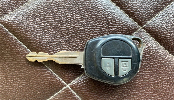 2015 Maruti Wagon R 1.0 VXI, Petrol, Manual, 43,791 km, Key Close Up