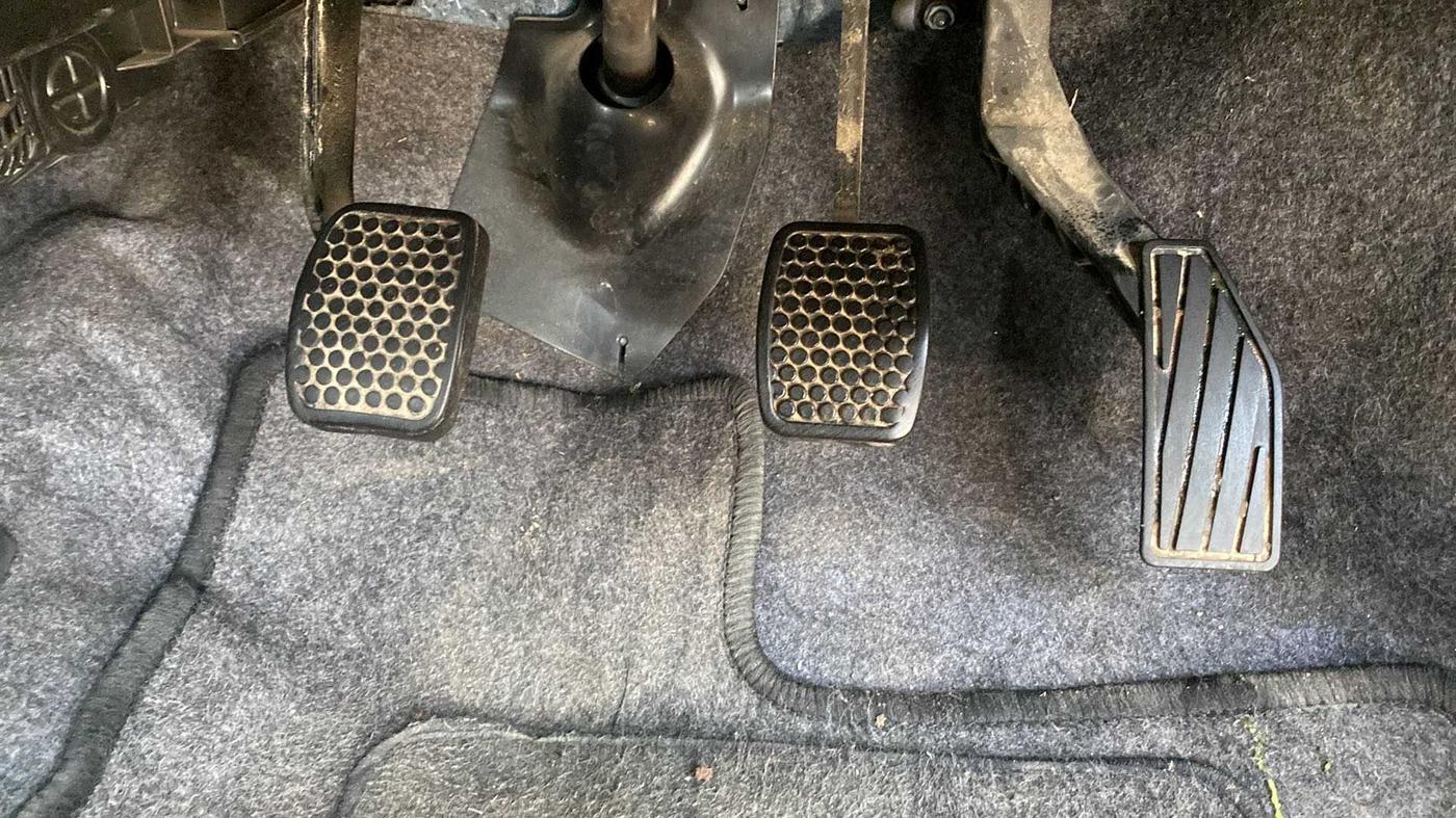 2017 Maruti Alto 800 VXI, Petrol, Manual, 34,970 km, Pedals