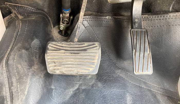 2020 Mahindra XUV300 W8 (O) 1.5 DIESEL AMT, Diesel, Automatic, 64,767 km, Pedals