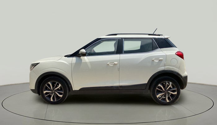2020 Mahindra XUV300 W8 (O) 1.5 DIESEL AMT, Diesel, Automatic, 64,767 km, Left Side