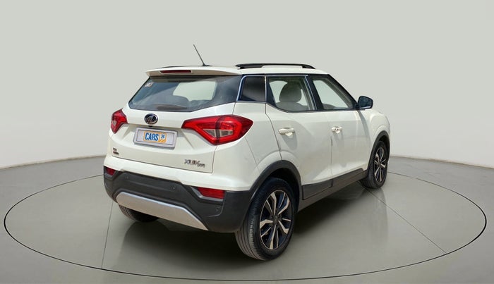 2020 Mahindra XUV300 W8 (O) 1.5 DIESEL AMT, Diesel, Automatic, 64,767 km, Right Back Diagonal