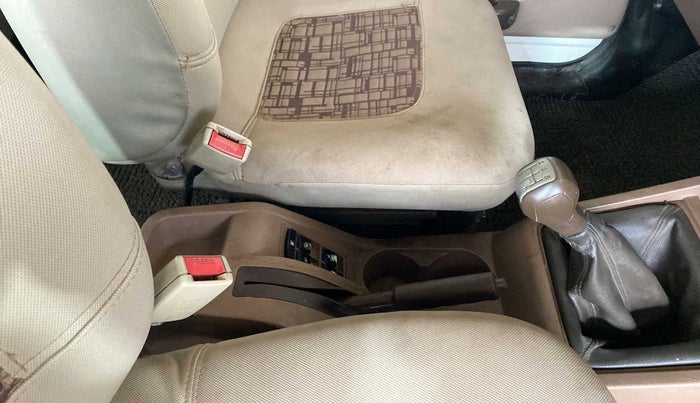 2012 Mahindra Bolero SLX BS IV, Diesel, Manual, 69,648 km, Gear Lever