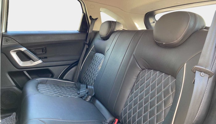 2022 Tata Harrier XM 2.0L KRYOTEC, Diesel, Manual, 6,813 km, Right Side Rear Door Cabin