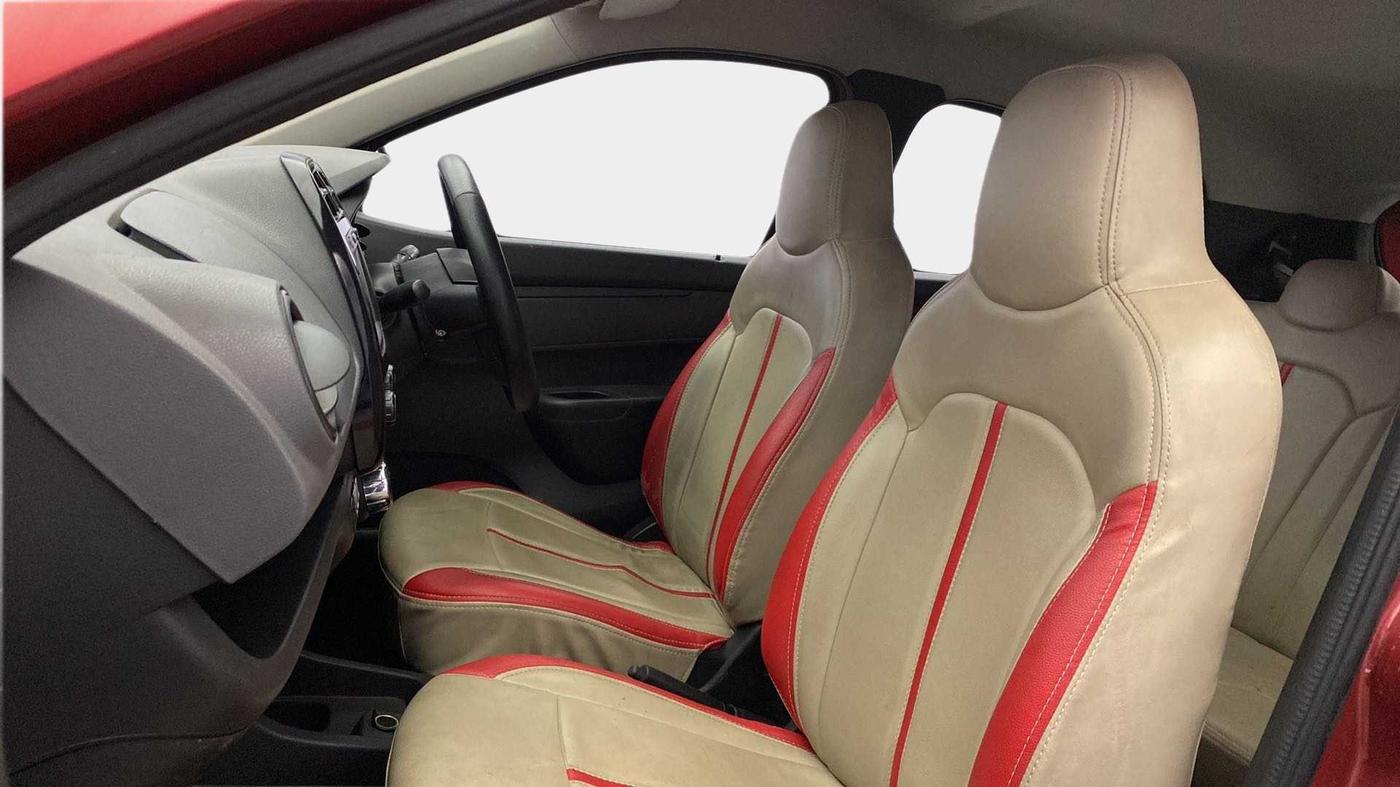2017 Renault Kwid RXT 1.0 AMT (O), Petrol, Automatic, 54,145 km, Right Side Front Door Cabin