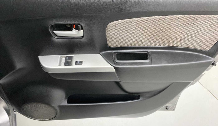 2013 Maruti Wagon R 1.0 LXI, Petrol, Manual, 39,363 km, Driver Side Door Panels Control