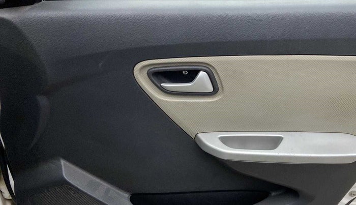 2019 Maruti Alto K10 VXI, Petrol, Manual, 39,914 km, Driver Side Door Panels Control