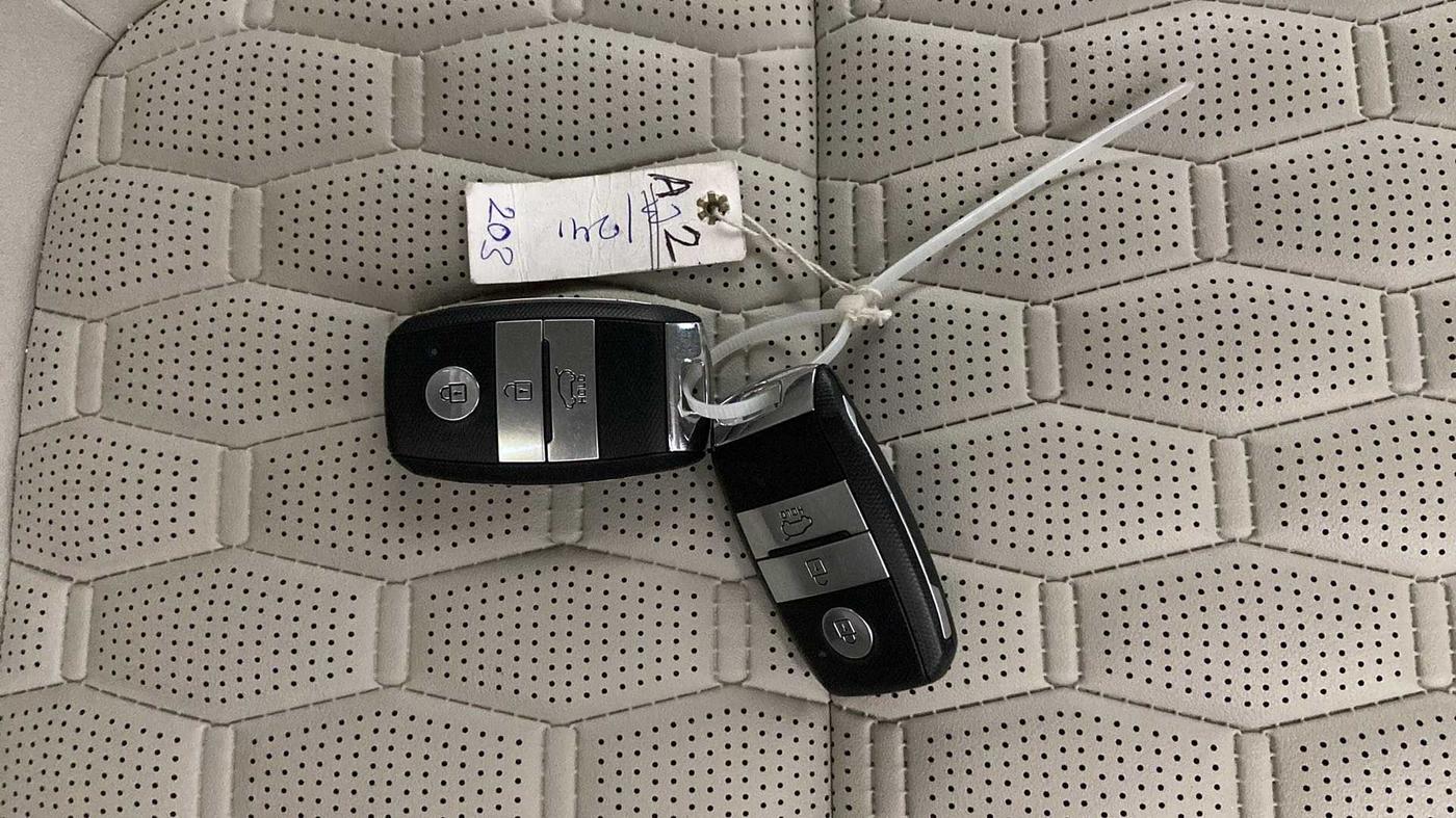 2021 KIA SELTOS HTX 1.5 PETROL, Petrol, Manual, 32,579 km, Key Close Up