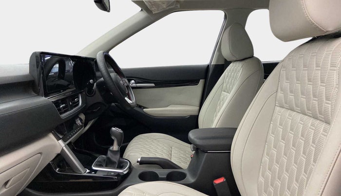 2021 KIA SELTOS HTX 1.5 PETROL, Petrol, Manual, 32,579 km, Right Side Front Door Cabin