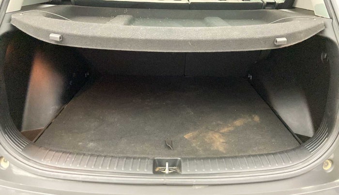 2021 KIA SELTOS HTX 1.5 PETROL, Petrol, Manual, 32,579 km, Boot Inside