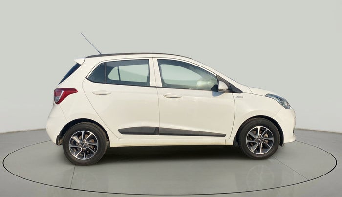 2019 Hyundai Grand i10 SPORTZ AT 1.2 KAPPA VTVT, Petrol, Automatic, 38,782 km, Right Side View